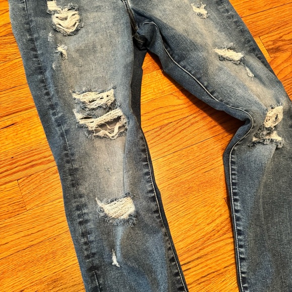 H&M High Rise Jeans - Picture 4 of 4